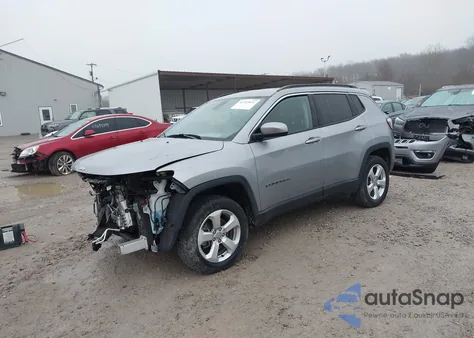 2018 Jeep Compass Latitude 4X4 from USA, damaged, VIN 3C4NJDBB2JT291274